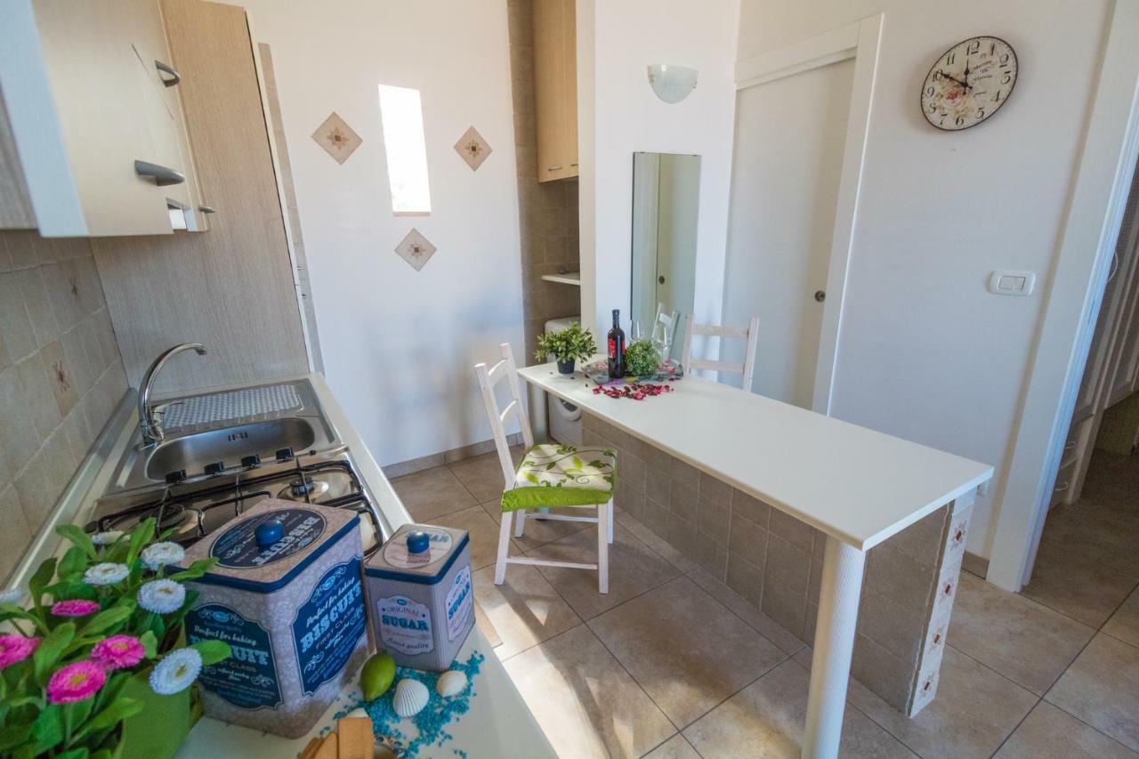 Villa Maggi Maurizia Торре-Санта-Сабина Экстерьер фото